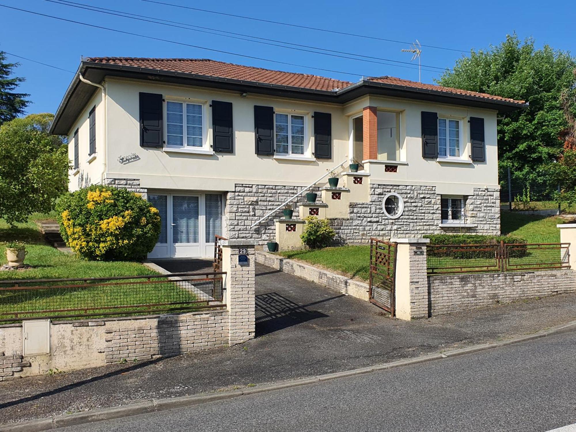 Appartements - Chez Alice Salies-de-Béarn Exteriör bild
